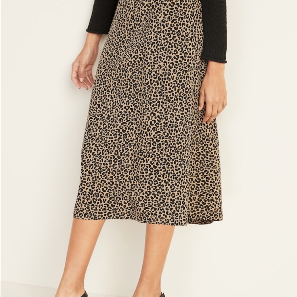 Cheetah Print Maxi skirt!